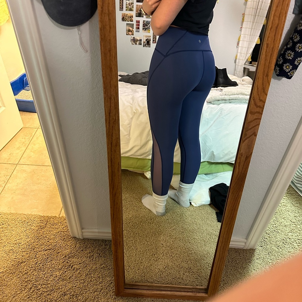 Lululemon Train Times 7/8 Leggings Size 4 Blue